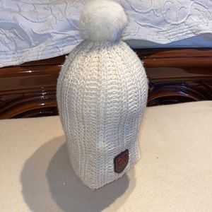 UGG Women's Rib-Knit Pom-Pom Beanie Hat Beige